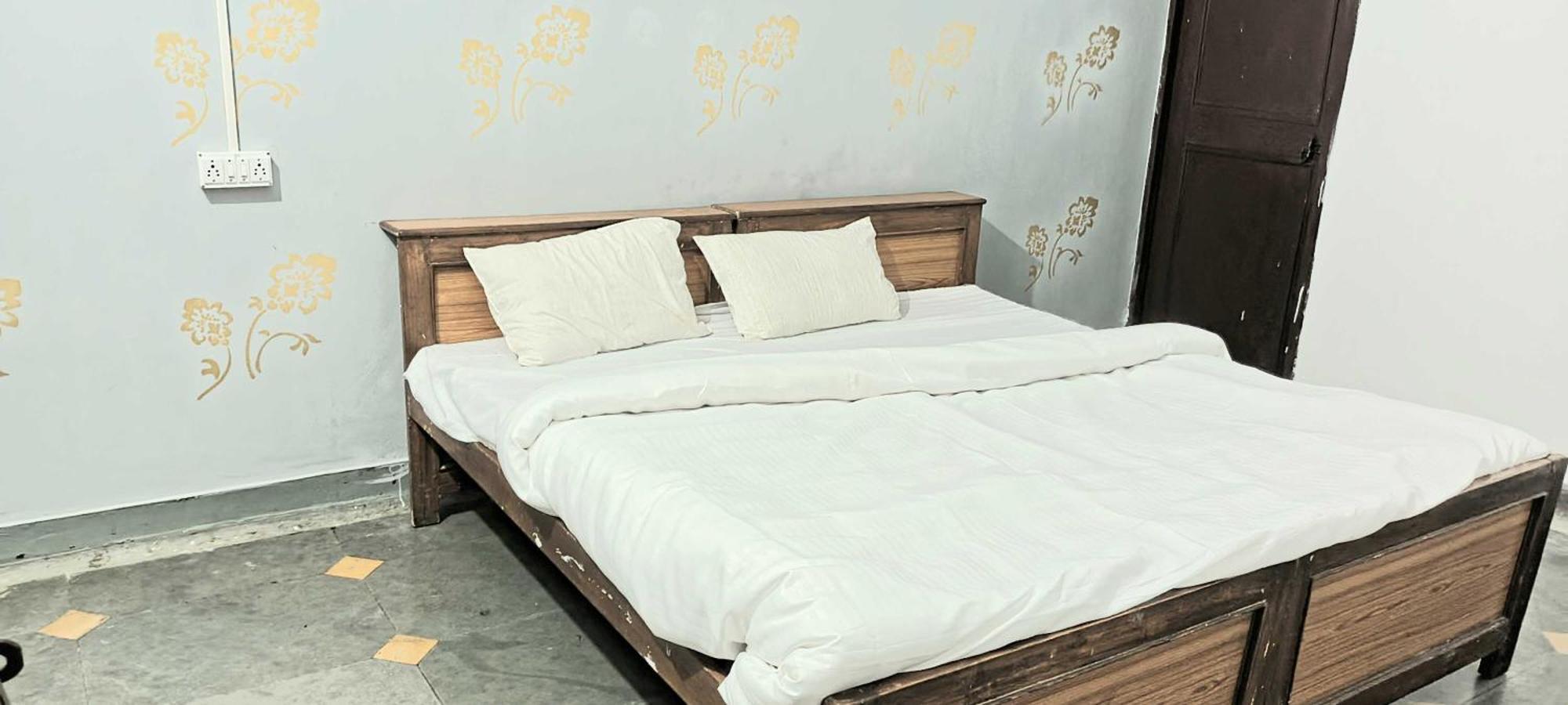 Hotel O Grand Stay Bhopal Exteriör bild