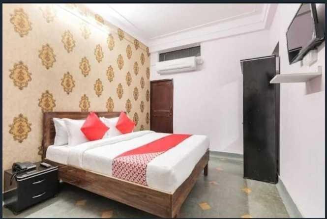 Hotel O Grand Stay Bhopal Exteriör bild